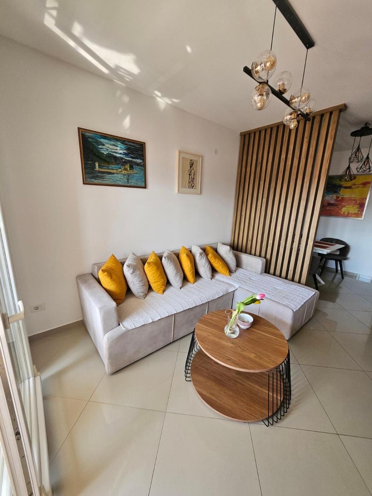Ferienwohnung Luda Kuca Bar Exterior foto